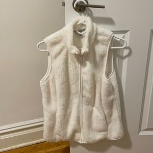 Croft & Barrow Fuzzy Vest NWOT